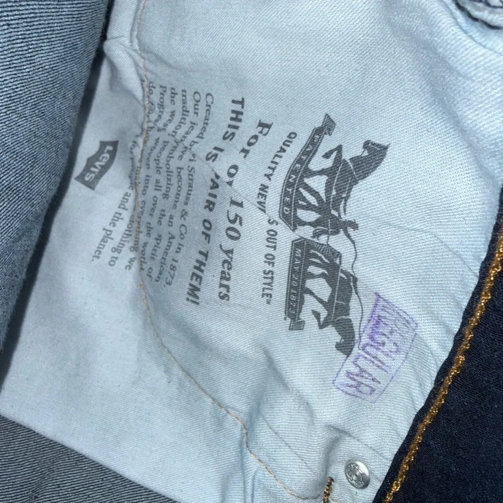 Levi’s 550 Relaxed Fit Jeans W46 L32 Dark Wash (Worn Once)